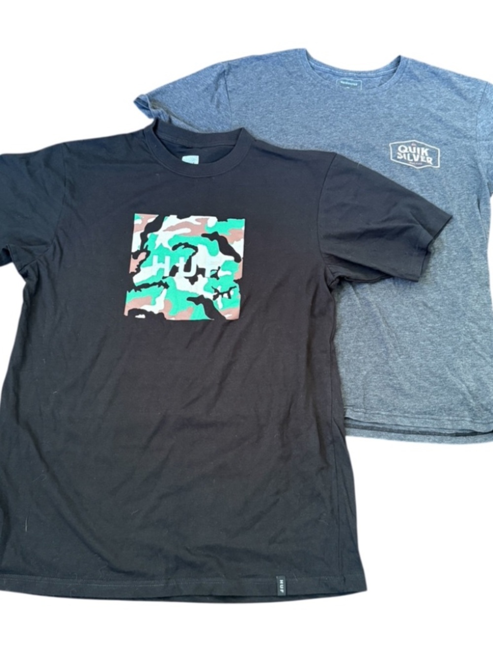 HUF & Quiksilver Graphic‎ Tee Lot of 2 Mens L Streetwear Surf Skate Casual Y2K